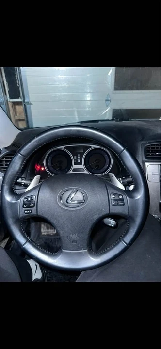2010 Lexus IS 2nd Gen - Image 3 of 7