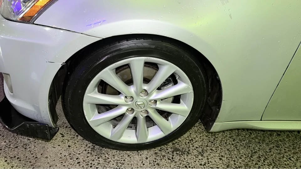 2010 Lexus IS 2nd Gen - Image 3 of 19