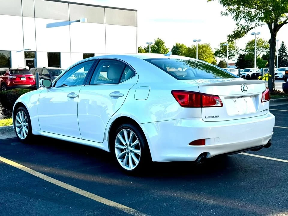2010 Lexus IS 2nd Gen - Image 6 of 20