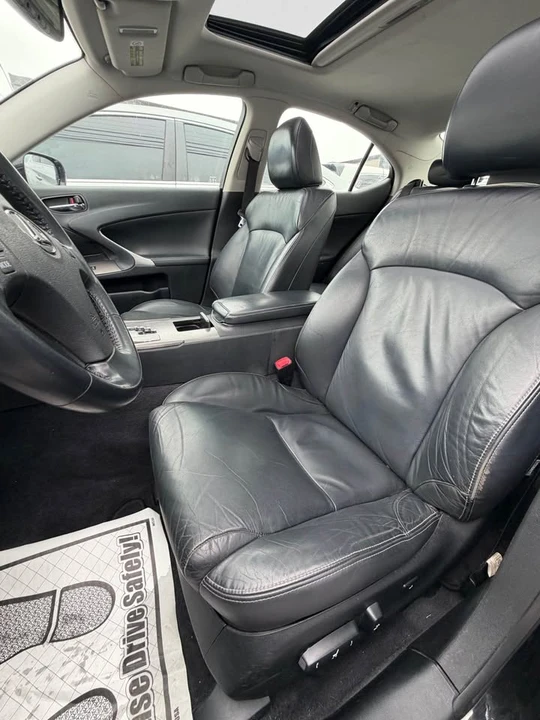 2010 Lexus IS 2nd Gen - Image 11 of 12