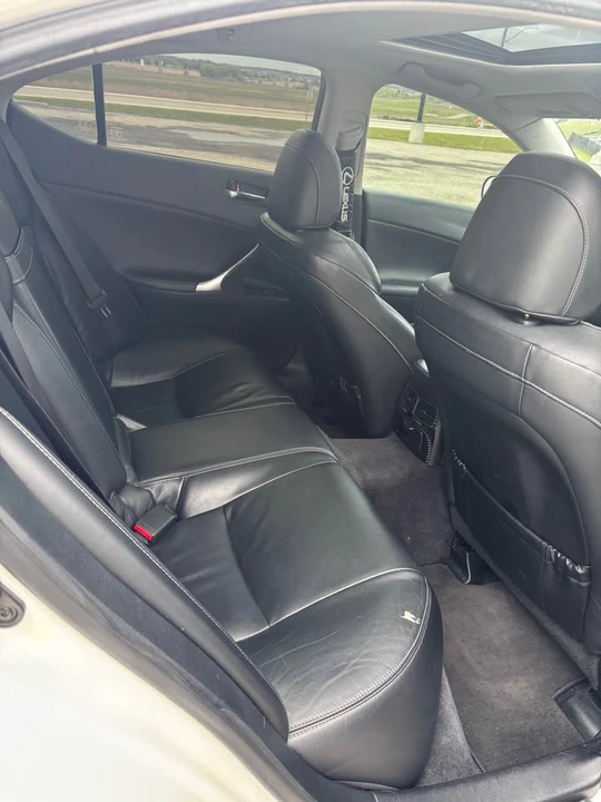 2010 Lexus IS 2nd Gen - Image 4 of 9