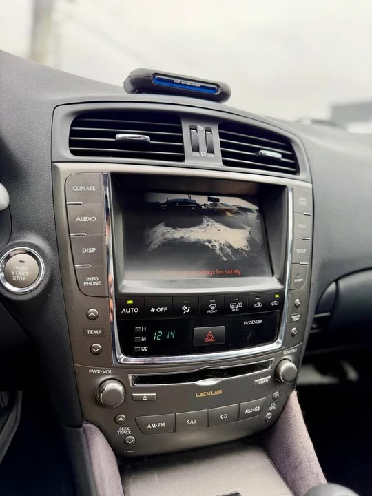 2010 Lexus IS 2nd Gen - Image 8 of 12
