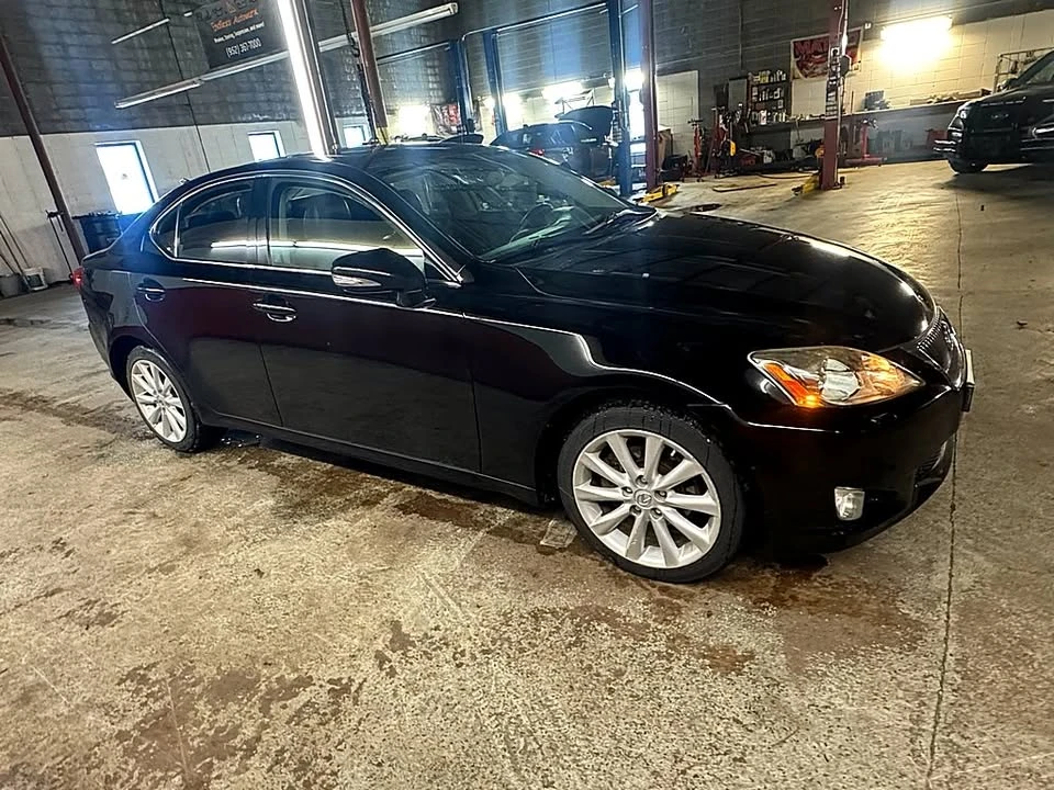 2010 Lexus IS 2nd Gen - Image 8 of 20