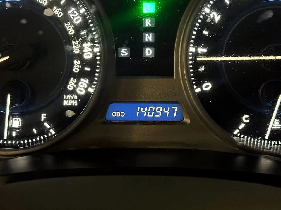 2010 Lexus IS 2nd Gen - Image 12 of 20