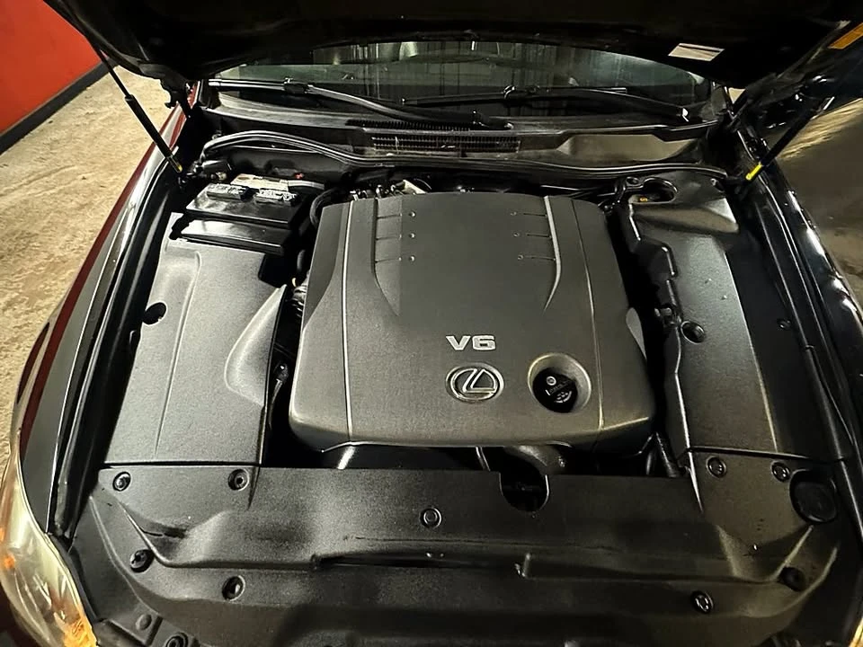 2010 Lexus IS 2nd Gen - Image 2 of 20