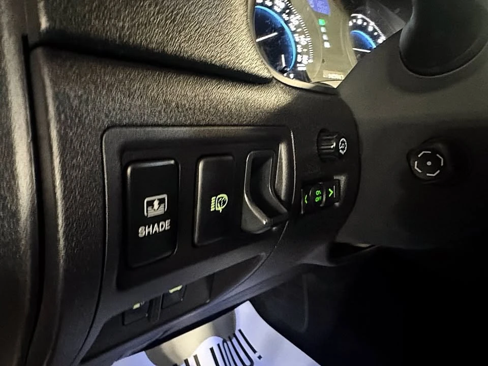 2010 Lexus IS 2nd Gen - Image 19 of 20