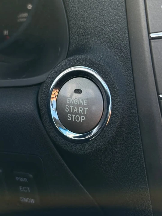 2010 Lexus IS 2nd Gen - Image 18 of 18