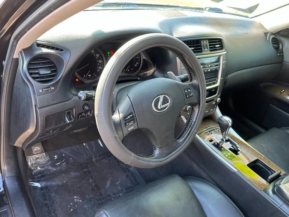 2010 Lexus IS 2nd Gen - Image 8 of 19