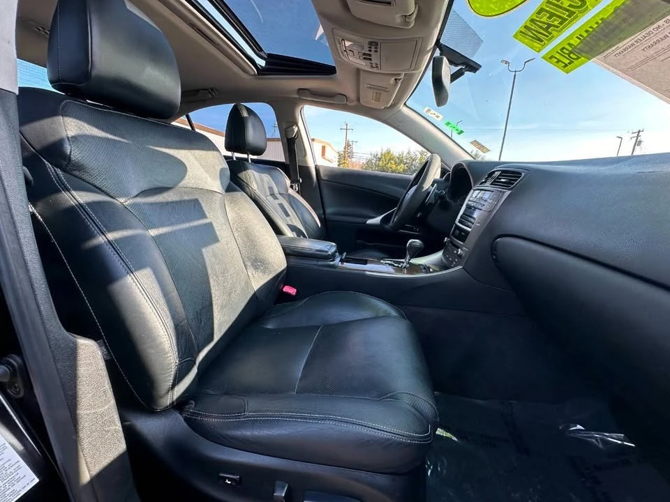 2010 Lexus IS 2nd Gen - Image 13 of 19