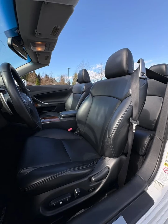 2010 Lexus IS 2nd Gen - Image 10 of 18