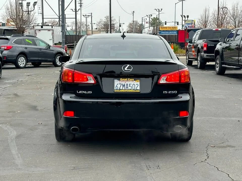2010 Lexus IS 2nd Gen - Image 5 of 19