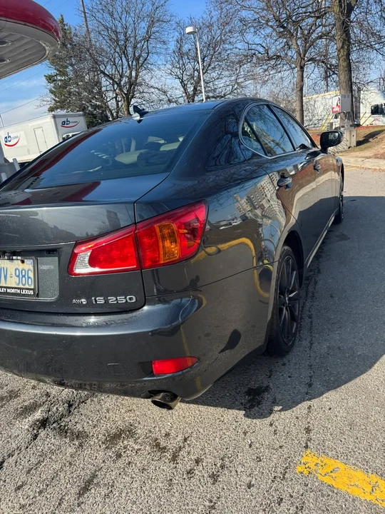 2010 Lexus IS 2nd Gen - Image 7 of 13