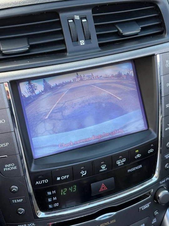 2010 Lexus IS 2nd Gen - Image 17 of 18