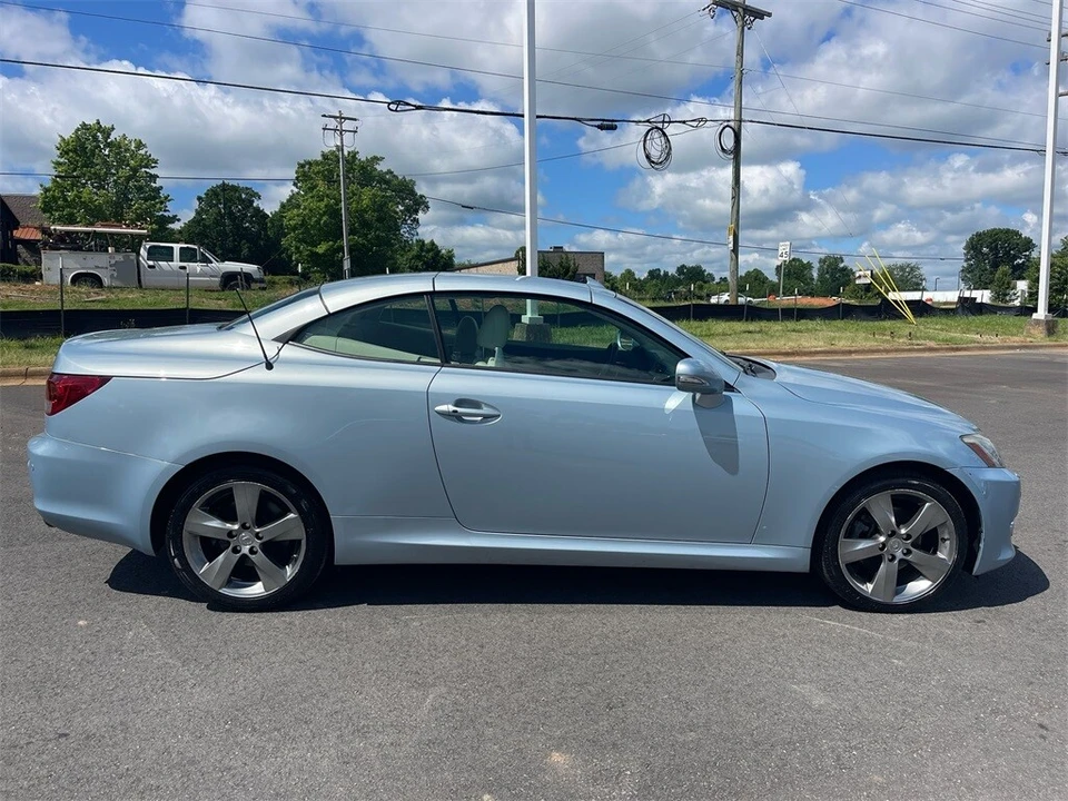 2010 Lexus IS 2nd Gen - Image 6 of 12