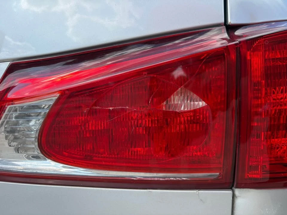 2010 Lexus IS 2nd Gen - Image 10 of 15