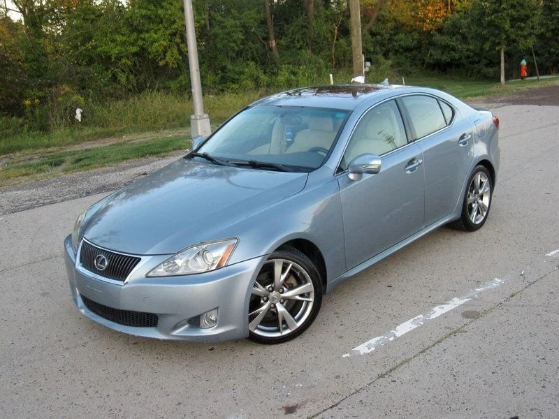 2010 Lexus IS 2nd Gen - Image 4 of 12