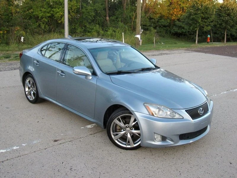 2010 Lexus IS 2nd Gen - Image 2 of 12