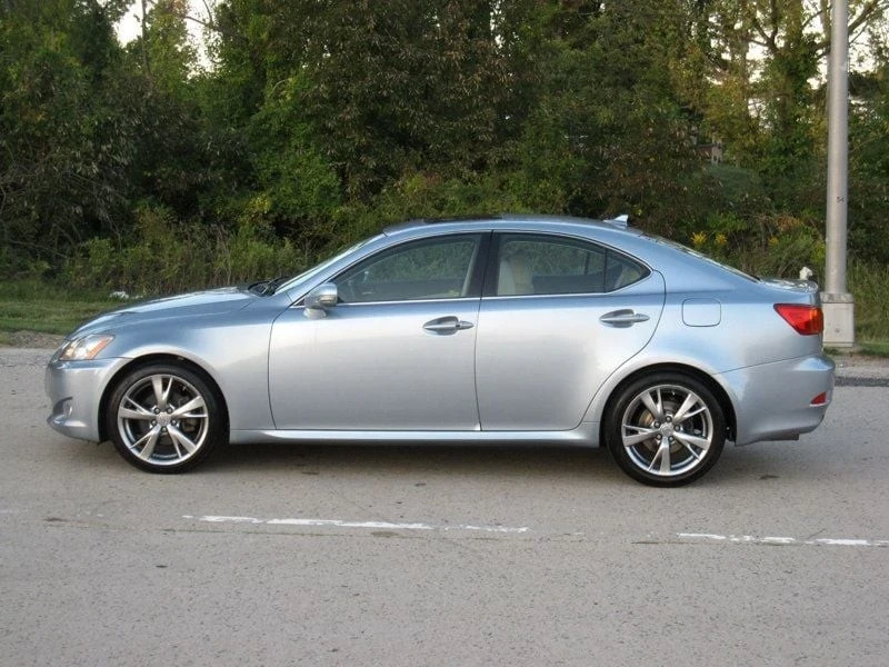 2010 Lexus IS 2nd Gen - Image 6 of 12