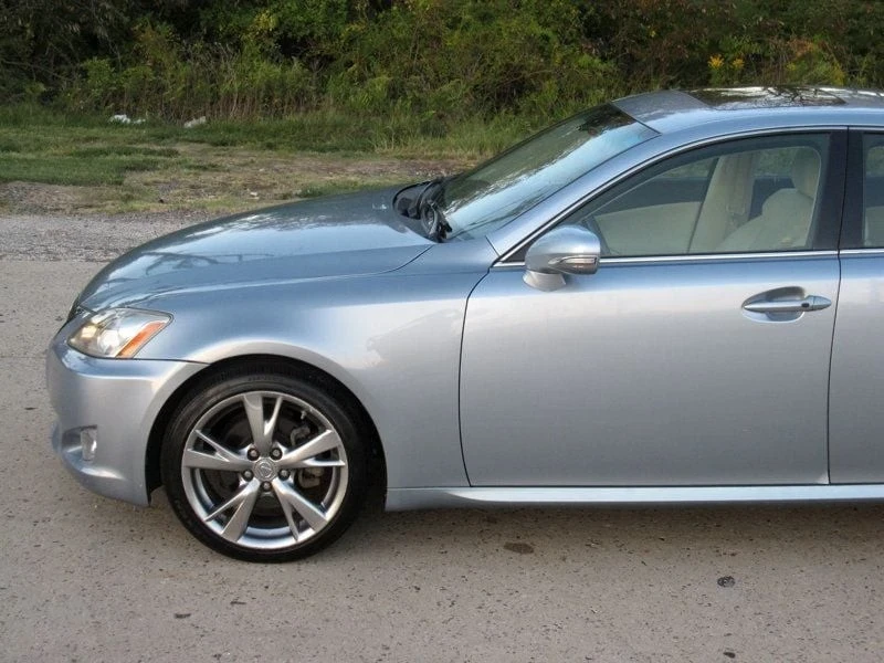 2010 Lexus IS 2nd Gen - Image 7 of 12