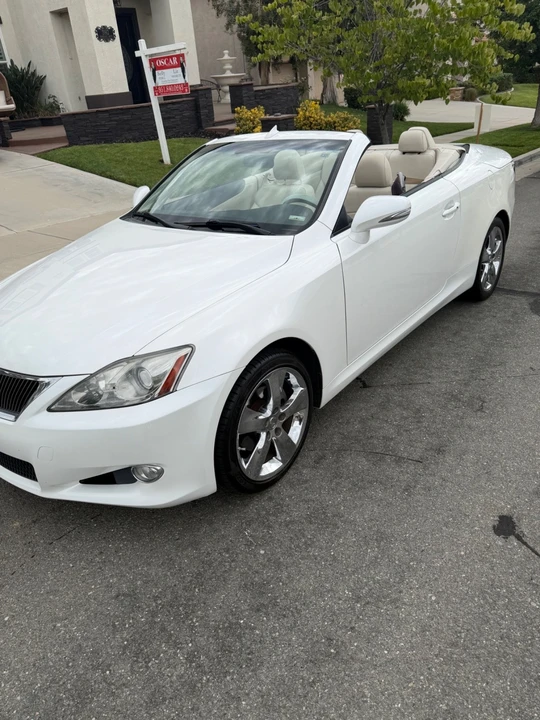 2010 Lexus IS 2nd Gen - Image 4 of 12