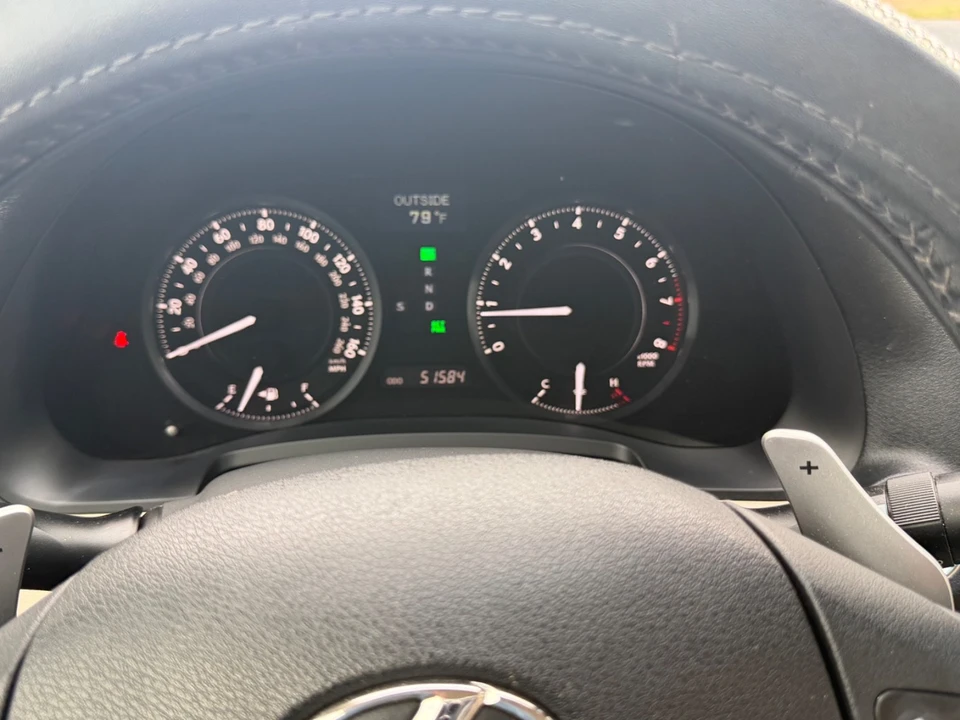 2010 Lexus IS 2nd Gen - Image 8 of 12