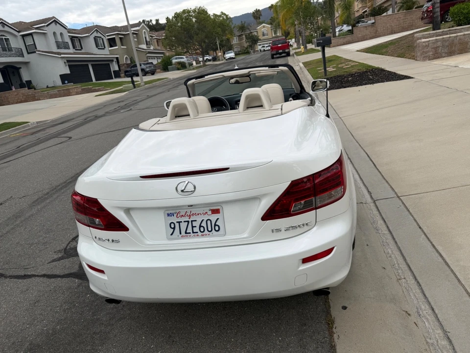 2010 Lexus IS 2nd Gen - Image 3 of 12