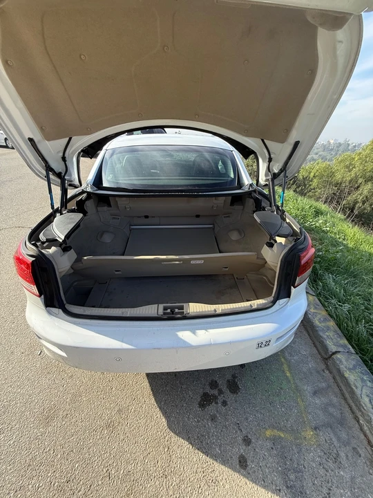 2010 Lexus IS 2nd Gen - Image 11 of 21