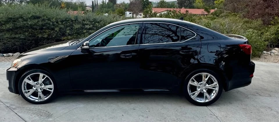 2010 Lexus IS 2nd Gen - Image 3 of 10