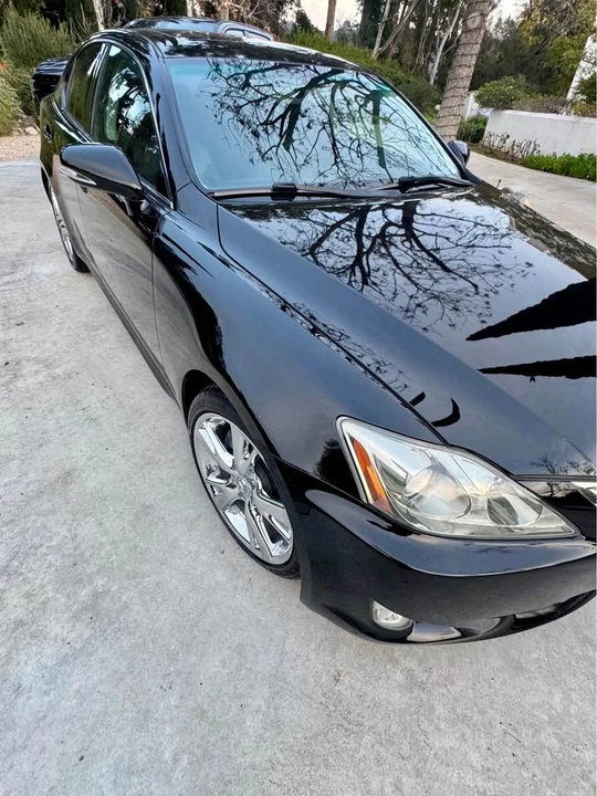 2010 Lexus IS 2nd Gen - Image 2 of 10