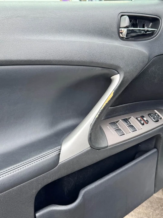 2010 Lexus IS 2nd Gen - Image 11 of 11