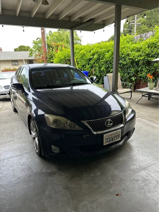2010 Lexus IS 2nd Gen - Image 2 of 6