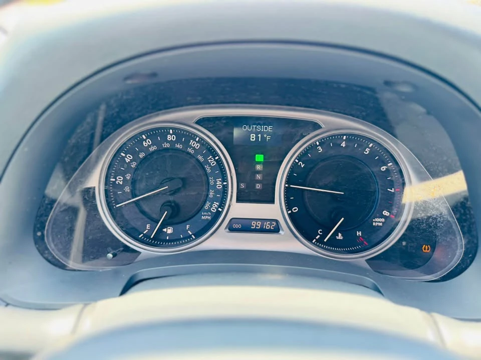 2010 Lexus IS 2nd Gen - Image 11 of 11