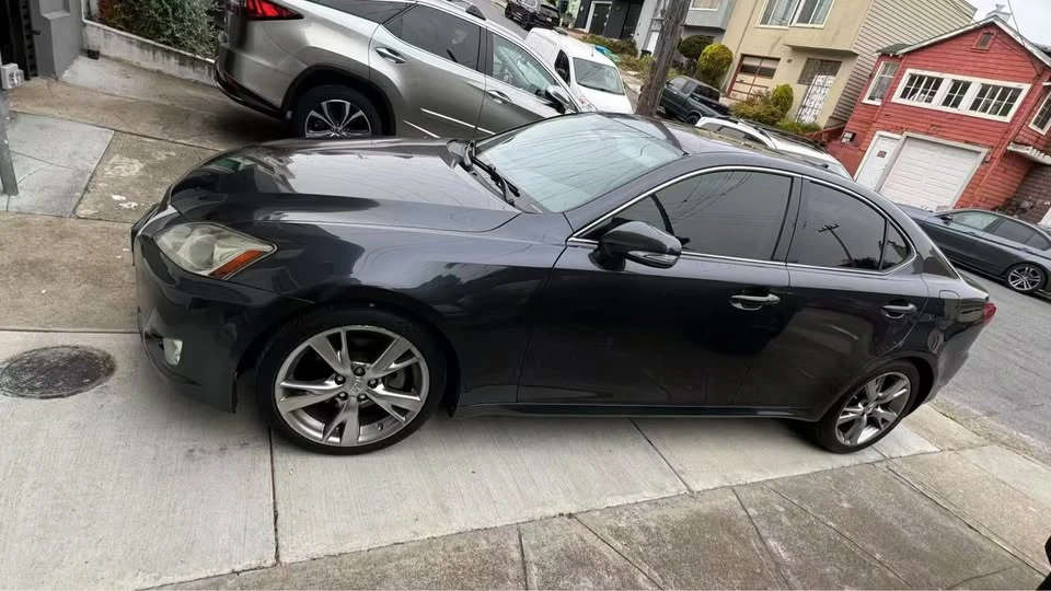 2010 Lexus IS 2nd Gen - Image 2 of 3
