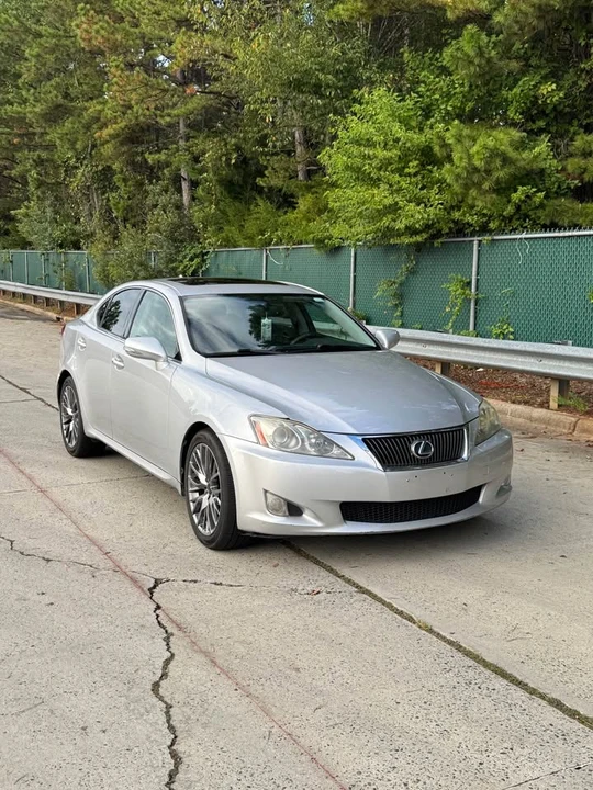 2010 Lexus IS 2nd Gen - Image 2 of 11