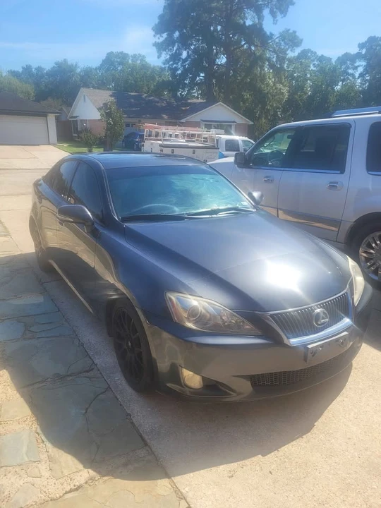 2010 Lexus IS 2nd Gen - Image 2 of 19