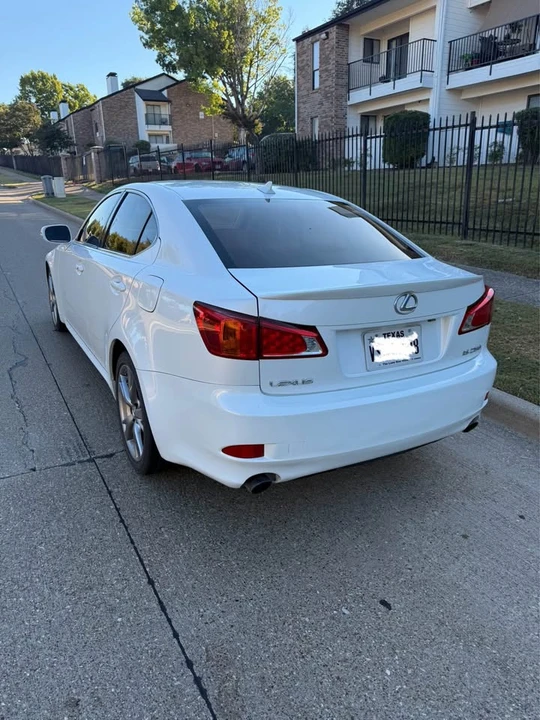 2010 Lexus IS 2nd Gen - Image 5 of 7