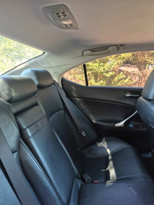 2010 Lexus IS 2nd Gen - Image 7 of 9