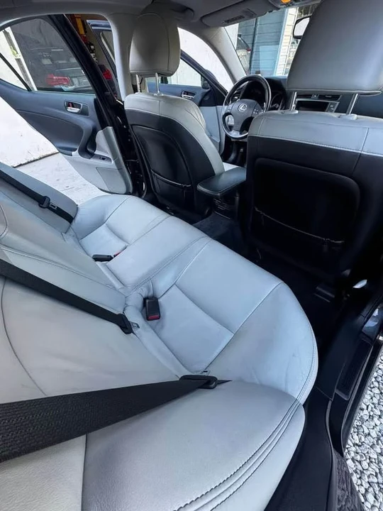 2010 Lexus IS 2nd Gen - Image 7 of 9