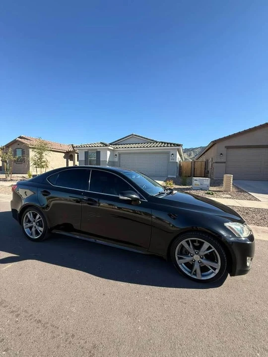 2010 Lexus IS 2nd Gen - Image 10 of 19