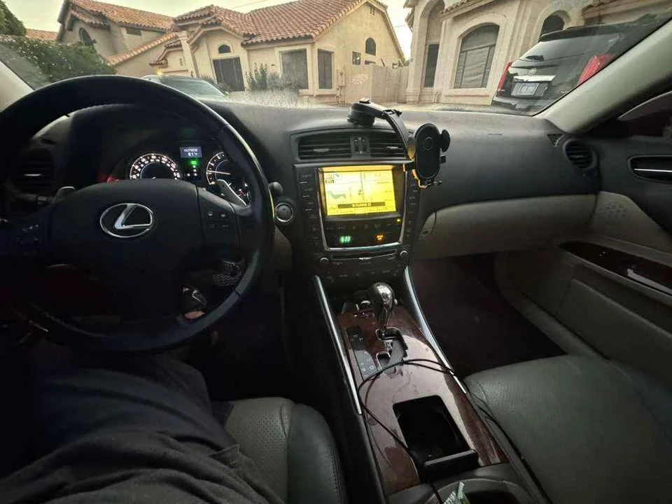 2010 Lexus IS 2nd Gen - Image 11 of 11