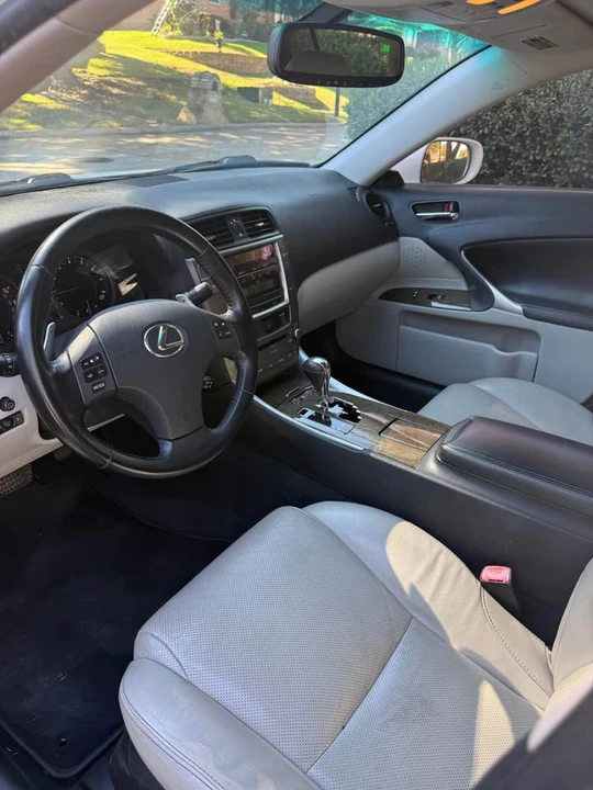 2010 Lexus IS 2nd Gen - Image 5 of 6