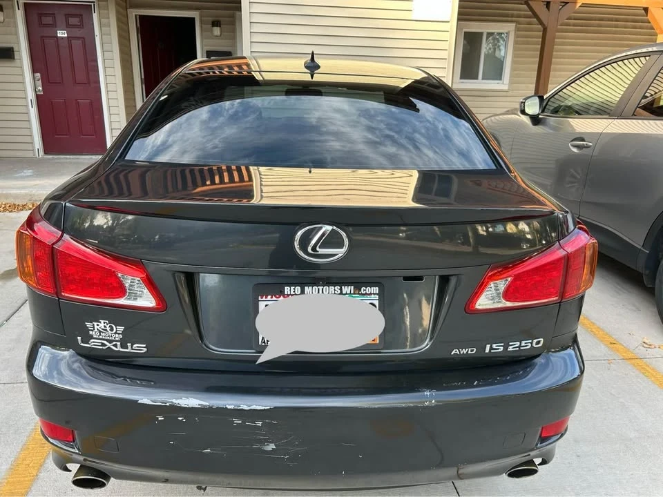2010 Lexus IS 2nd Gen - Image 4 of 16