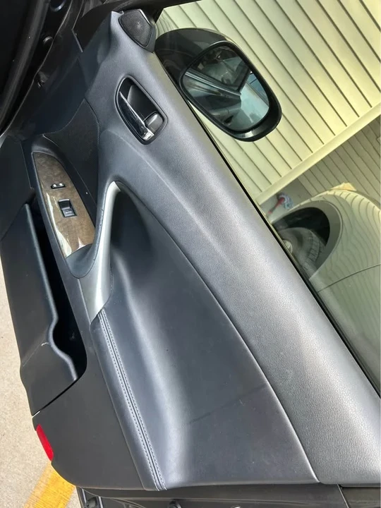 2010 Lexus IS 2nd Gen - Image 15 of 16