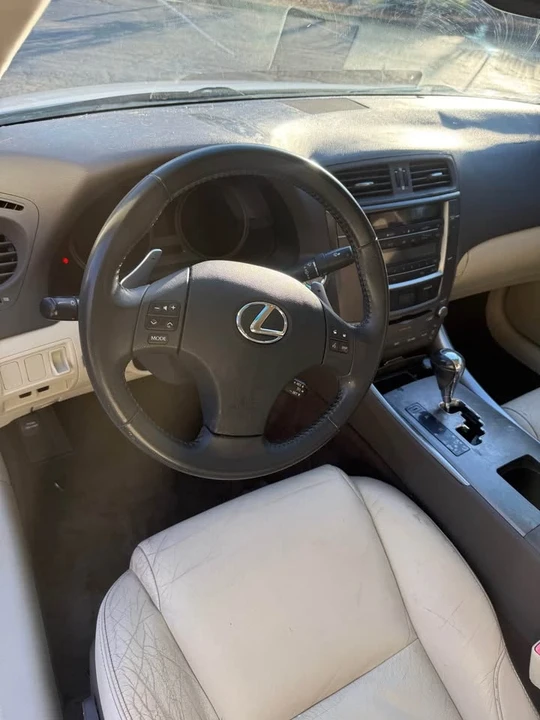 2010 Lexus IS 2nd Gen - Image 5 of 13