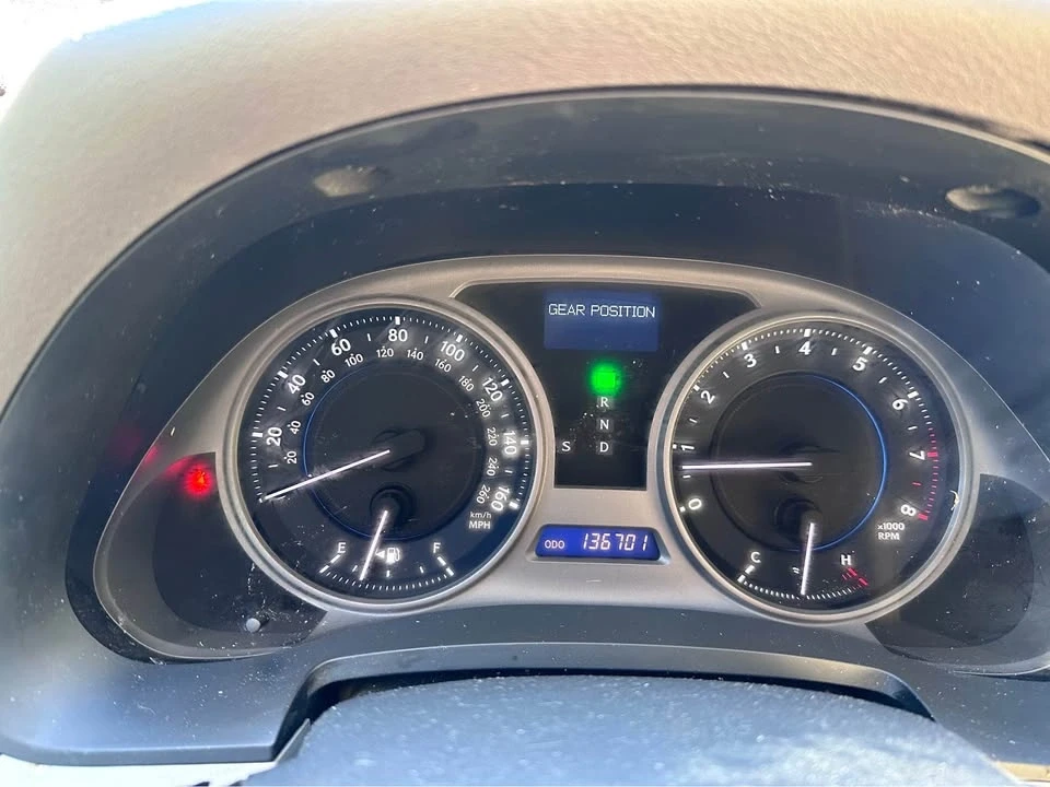 2010 Lexus IS 2nd Gen - Image 18 of 20