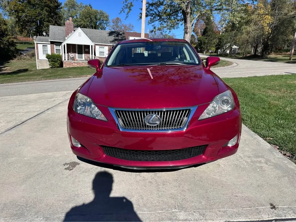 2010 Lexus IS 2nd Gen - Image 5 of 20