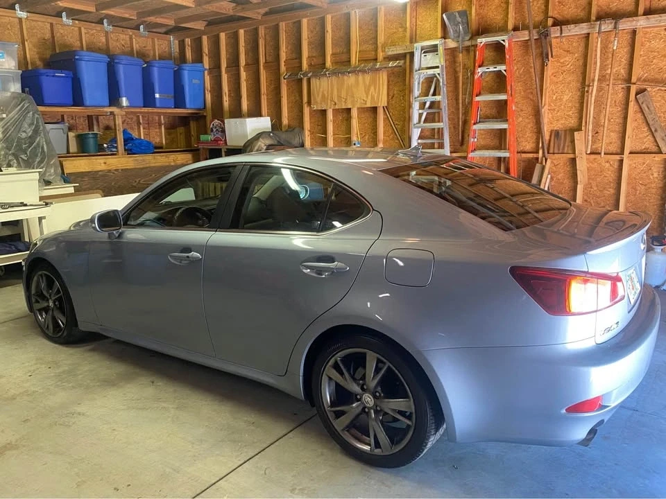 2010 Lexus IS 2nd Gen - Image 9 of 13