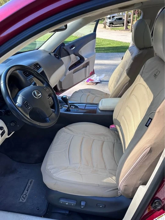 2010 Lexus IS 2nd Gen - Image 12 of 20