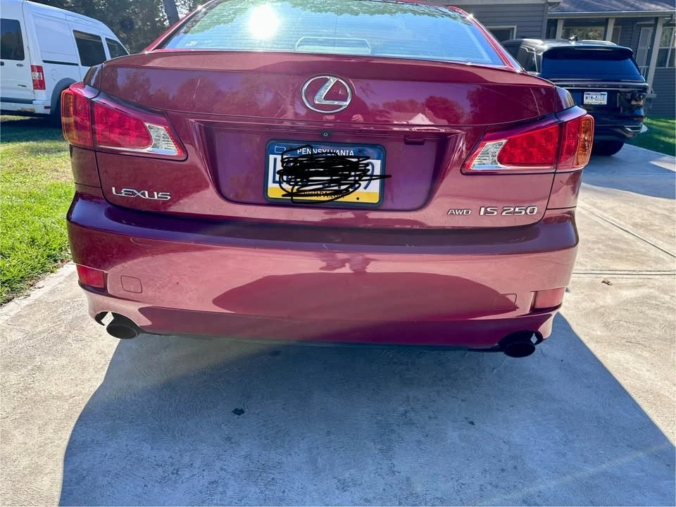 2010 Lexus IS 2nd Gen - Image 8 of 20