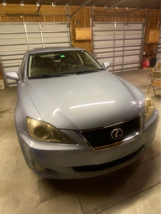 2010 Lexus IS 2nd Gen - Image 10 of 13